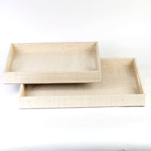 Load image into Gallery viewer, Set of 2 Adie serving trays made from 100% natural plant fiber, ideal for displaying keepsakes or serving snacks.