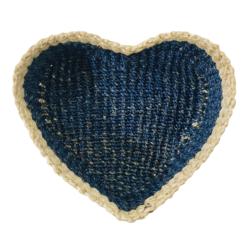Danae Heart Blue Ocean Key Tray made from 100% natural plant fiber, combining charm and function for your home. This eco-friendly key tray features a heart shape that adds warmth to any entryway or tabletop, making it a stylish accent piece. Perfect for organizing keys, jewelry, and small accessories, it ensures your essentials are always within reach. Crafted from sustainable materials, this key tray reflects your commitment to eco-friendly living. 