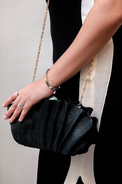 Josephine Clamshell Clutch Black