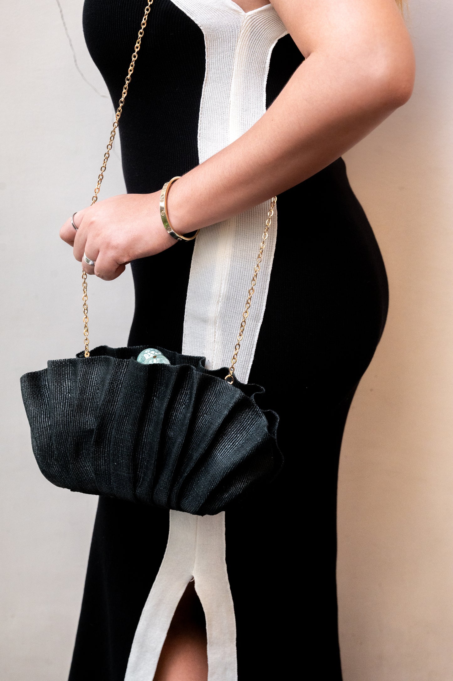 Josephine Clamshell Clutch Black