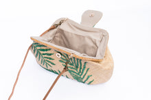 Load image into Gallery viewer, Palm Leaves Signature Basic Clutch
